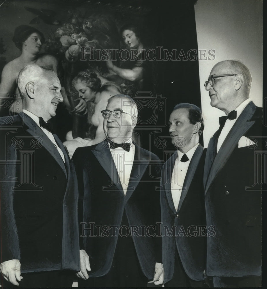 1962, William Spencer &amp; others unveil Ruben&#39;s masterpiece - abno11254 - Historic Images