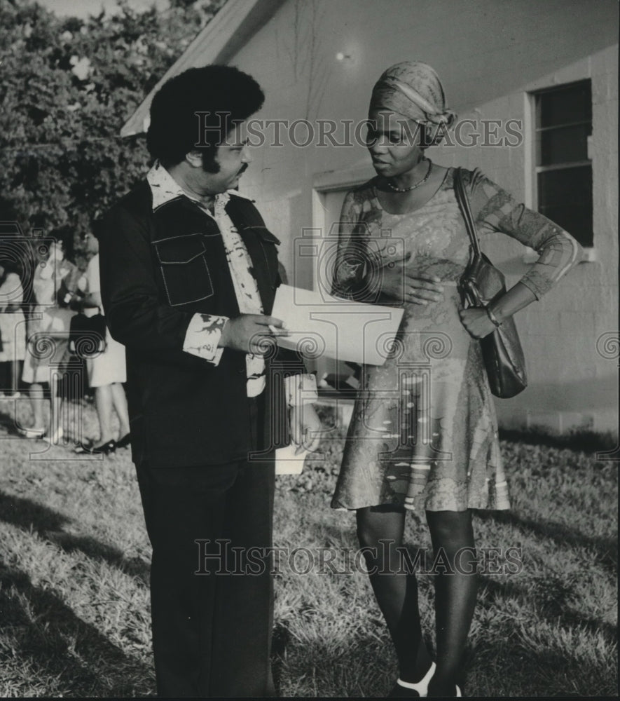 1976 Press Photo District Judge Candidate Rose Sanders, Congressman Alvin Holmes - Historic Images