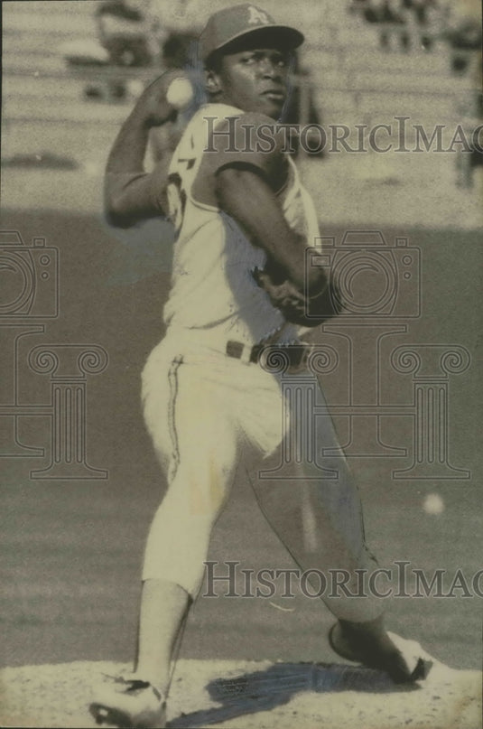 1971 Press Photo Oakland A's Vida Blue blanking the Brewers for seven innings.- Historic Images