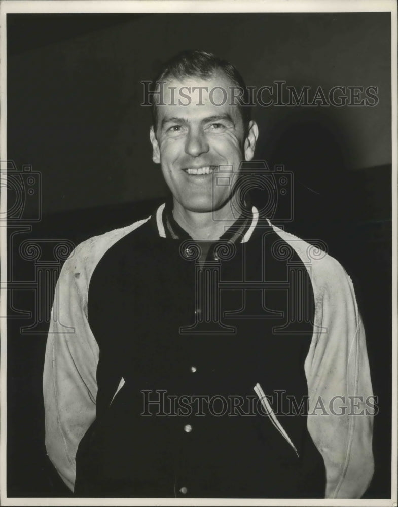 1948 Press Photo University Of Alabama Head Basketball Cch Floyd Burdette - Historic Images