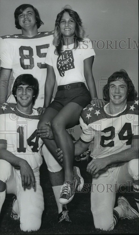 1975 Football All-Stars Legg, Powers, Burrow And Cheerleader Barton - Historic Images