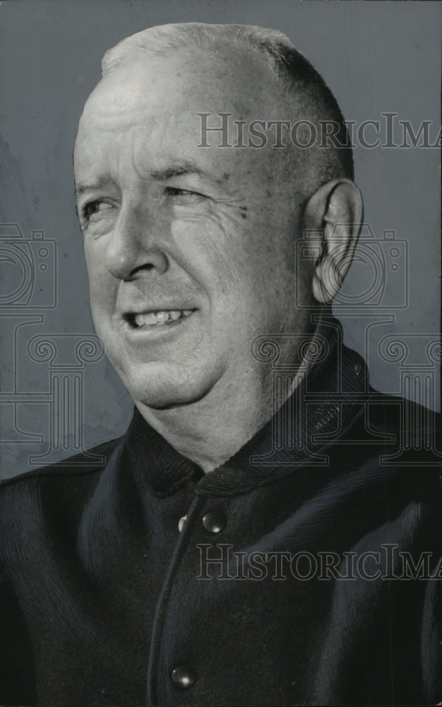 1961 Auburn University Tigers Track And Field Coach Wilbur Hutsell - Historic Images