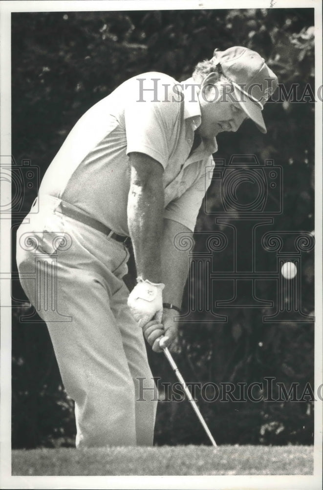 1988 Press Photo Gardendale&#39;s Vernon Dunn At Bessemer Technical Golf Tournament- Historic Images