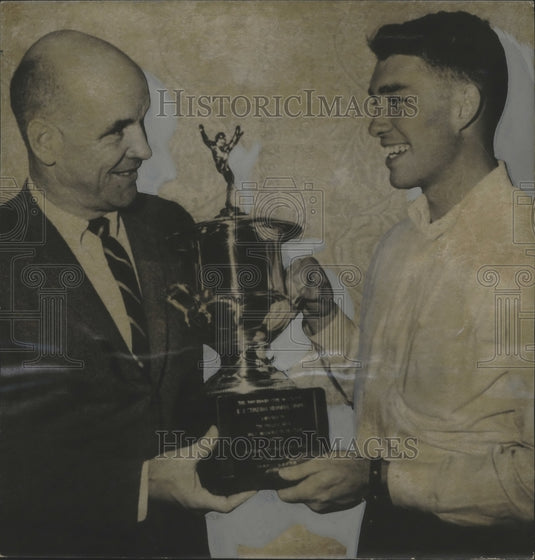 1966 Press Photo Atlanta's Touchdown Club's Ector And Alabama Football's Sloan- Historic Images