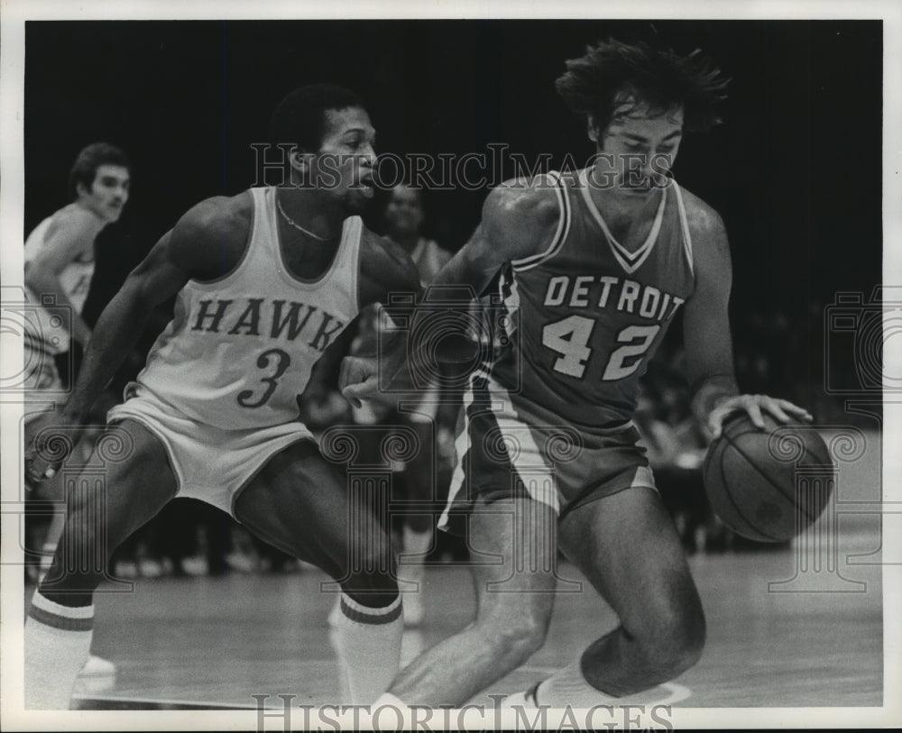 1977 Press Photo Basketball Player Eddie Johnson #3, from Hawks in Game - Historic Images