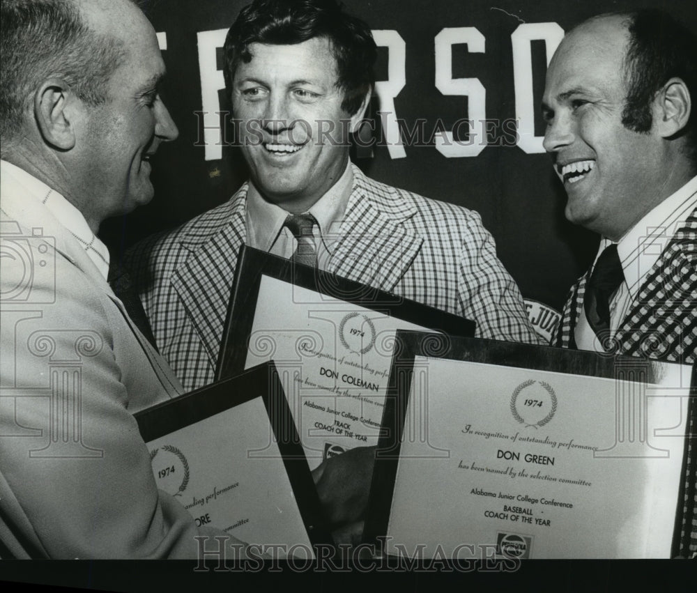 1974 Press Photo Three of the Year Recipients with plaques at College - Historic Images