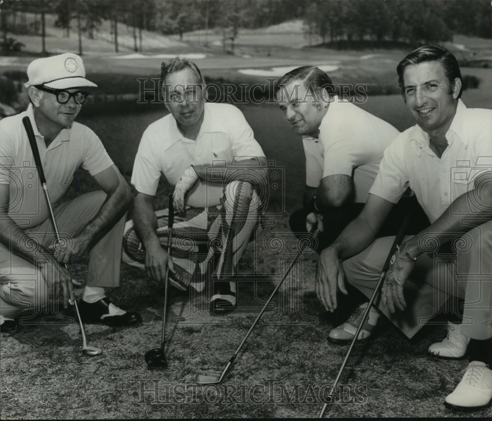 1972 Bob Unger, Herman Goldstein, Buddy Kayser, Jerry Seigel, golf - Historic Images