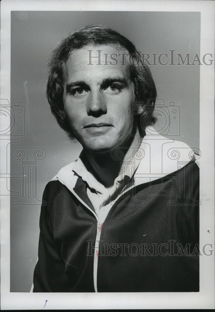 1975 Press Photo Craig Branch, New at Racquet Place, Sports - abns06285 - Historic Images
