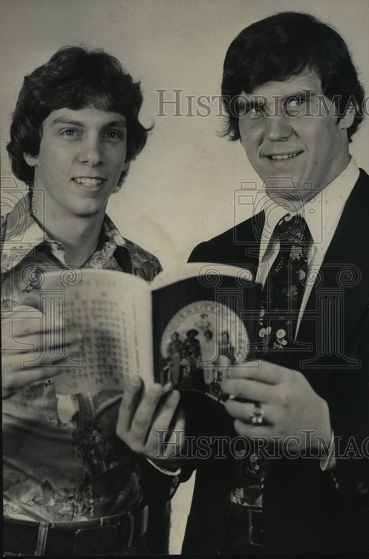 1975 Press Photo Erwin's Mike Clements, Minor's Nick Bolton - abns06639 - Historic Images