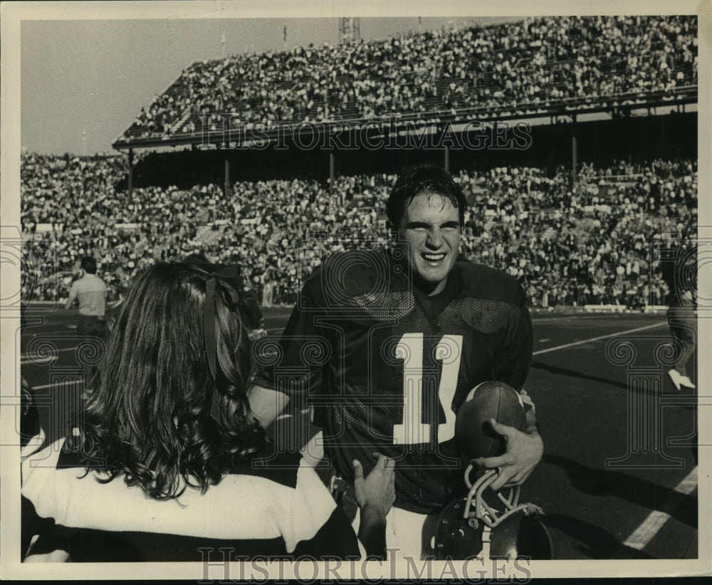 1985 Press Photo Alabama Football Player, Shula, Auburn Stadium - abns07329 - Historic Images