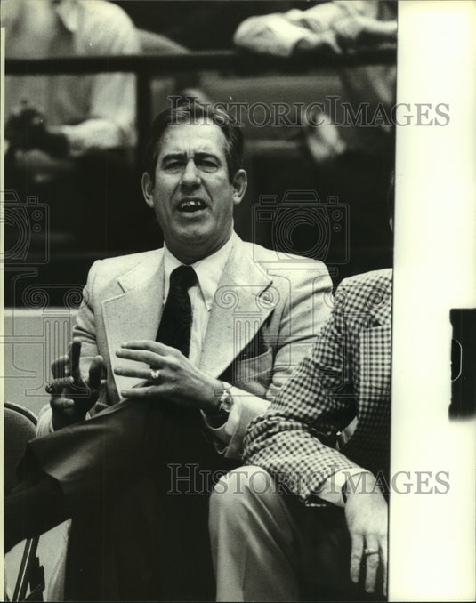 1979 Press Photo Coach C. M. Newton smiling as he watches game - abns07525- Historic Images