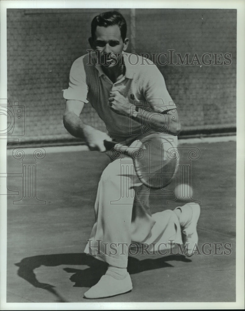 1970 Press Photo Ellsworth Vines, Tennis Player - abns07790- Historic Images