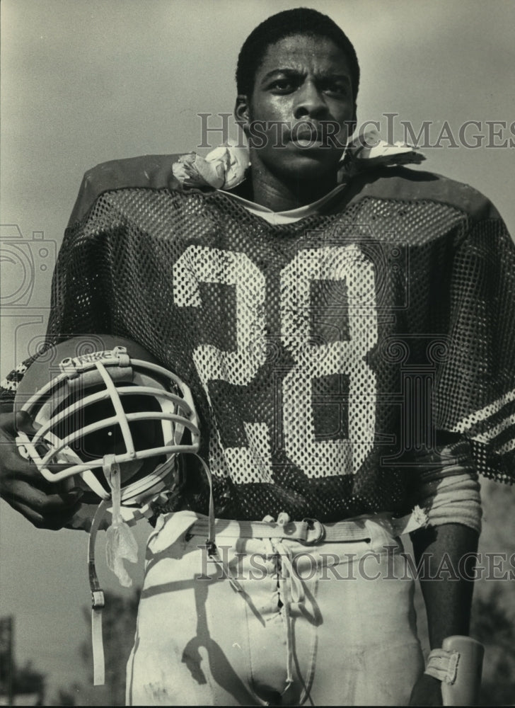 1982 Press Photo Phillips High School Football Player Steve Lewis - abns08137- Historic Images