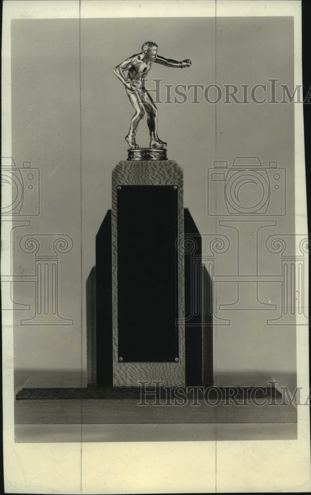 1942 Press Photo Boxing Golden Gloves Trophy - abns08286- Historic Images