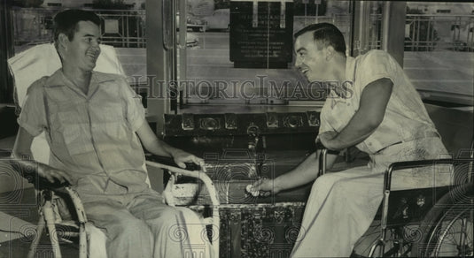 1954 Press Photo Bill Tucker and Jack Mayfield at Crippled Children's Clinic- Historic Images