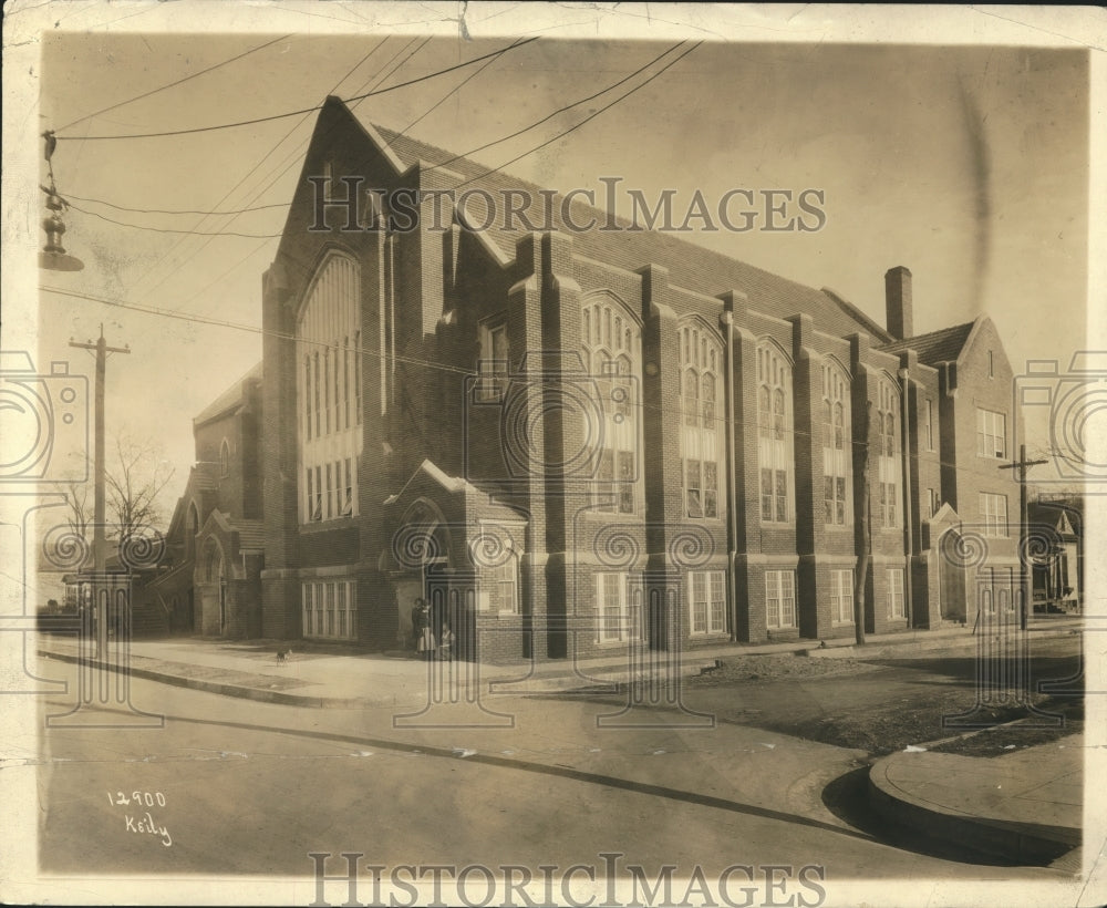 Press Photo Alabama-Birmingham West End Methodist Espiscopal Church exterior.- Historic Images