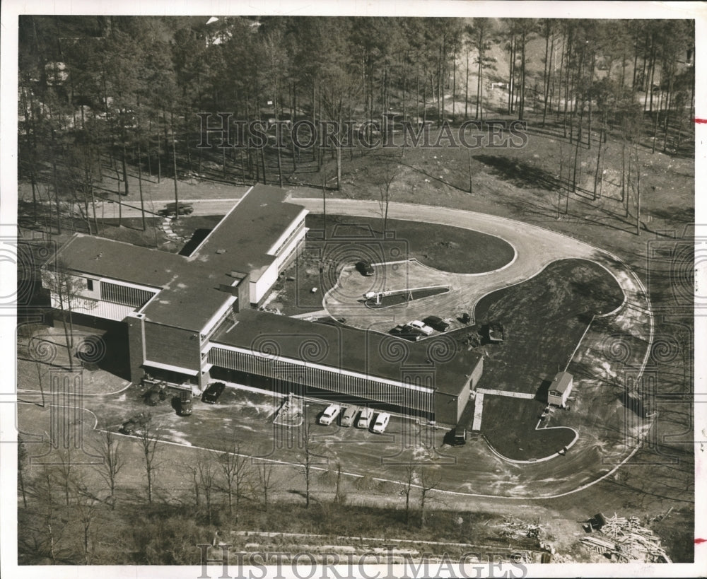 1954 Press Photo Alabama-Mountain Brook-Aerial view of Union Carbide carbon core - Historic Images