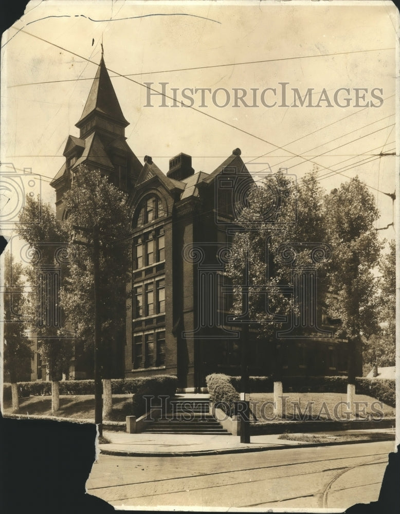 1937 Press Photo Alabama-Birmingham- Exterior of Powell School building.-Historic Images