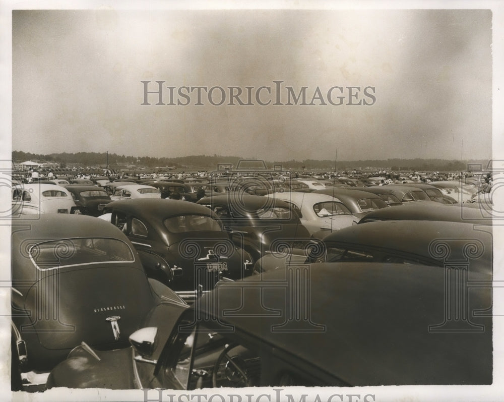 1951 Press Photo Parking Lot at Air Carnival in Birmingham, Alabama - Historic Images