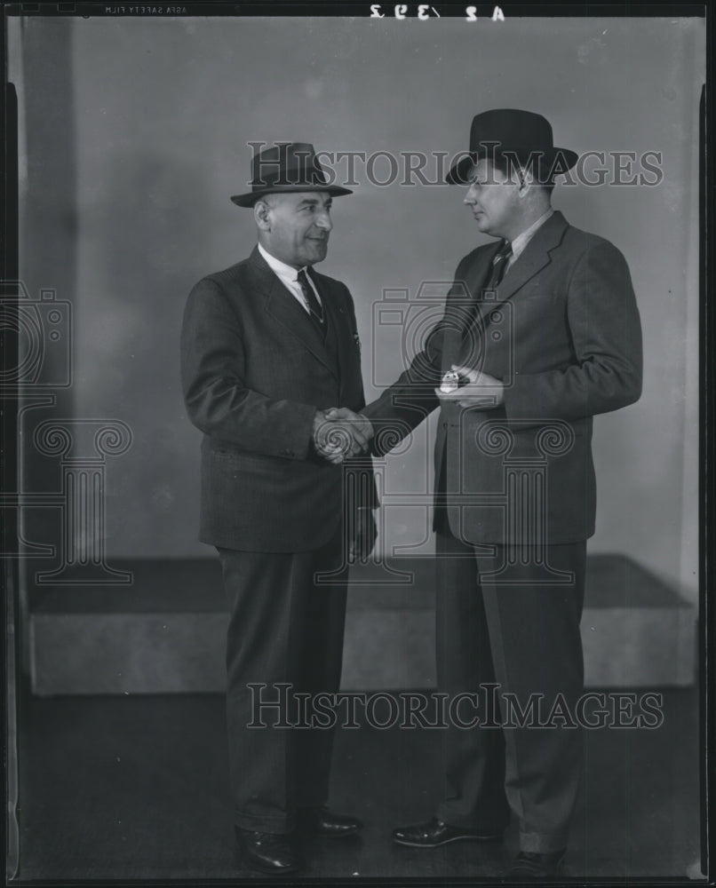 Press Photo Abe Goldstein and Henry Darrell - Historic Images