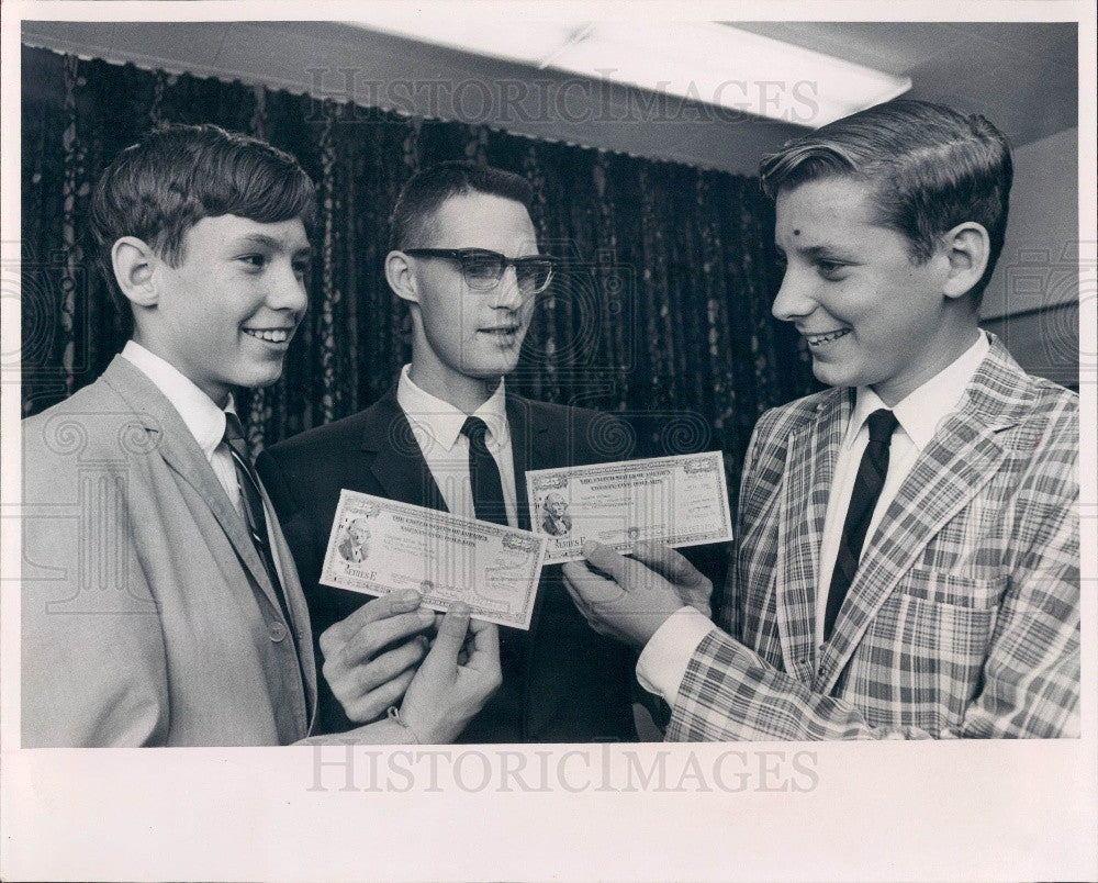 1966 St. Petersburg FL Rec Dept Top Scorers &amp; Sports Editor Quine Press Photo - Historic Images