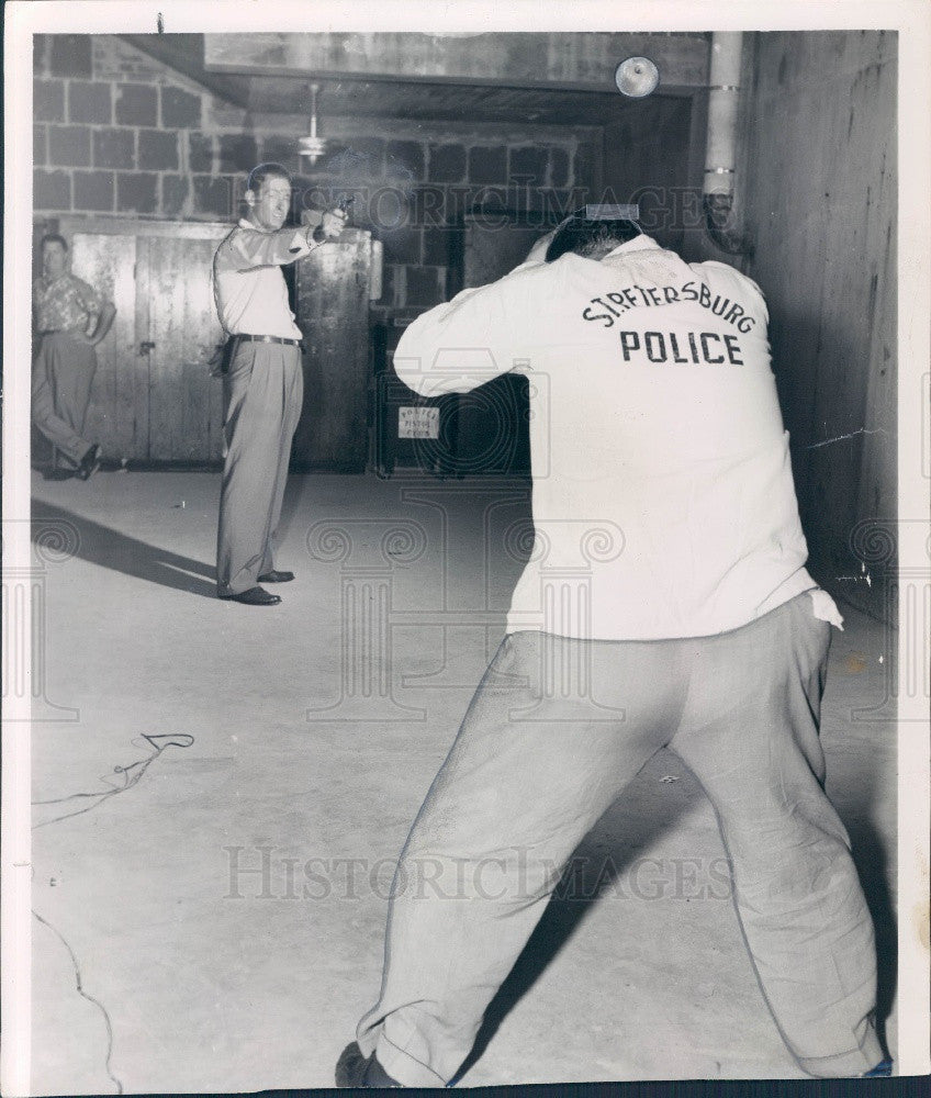 Undated St. Petersburg Florida Police Pistol Team Trick Shots Press Photo - Historic Images