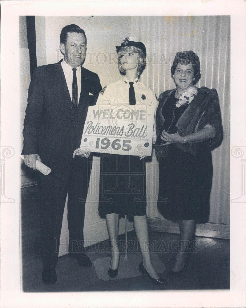 1965 St. Petersburg FL Police Chief Harold Smith Policemen&#39;s Ball Press Photo - Historic Images