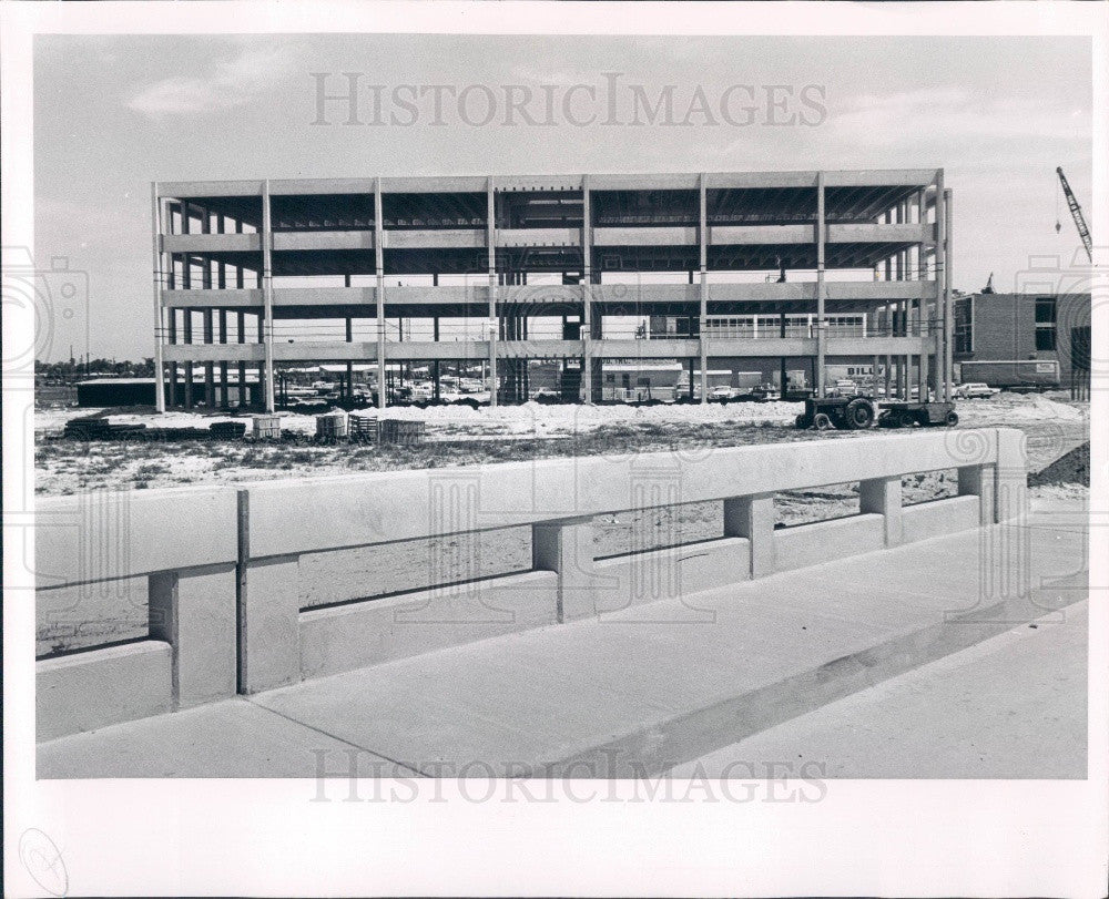 1966 St. Petersburg FL Pasadena Medical &amp; Professional Building Press Photo - Historic Images