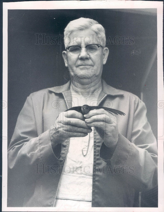 1971 Pasco County FL Courthouse Custodian Cook & Chimney Swift Press Photo - Historic Images