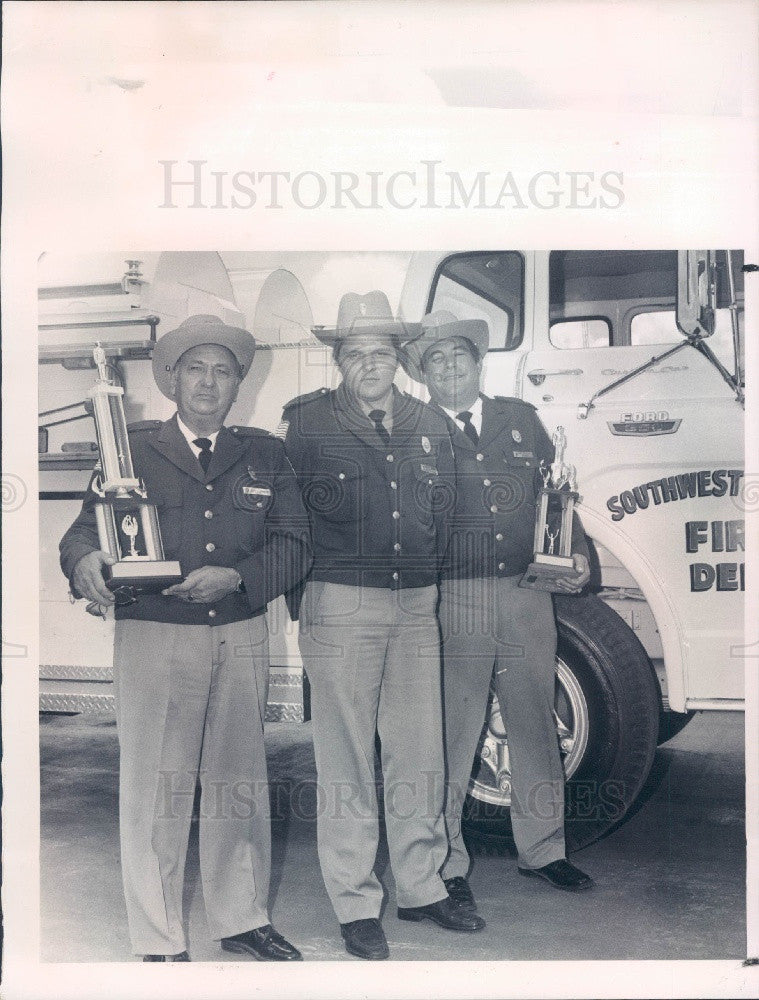 1977 SW Pasco County Florida Fire Dept Press Photo - Historic Images