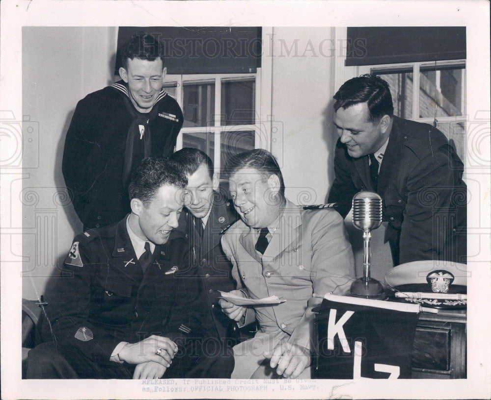 1951 American Radio TV Broadcaster Entertainer Arthur Godfrey Press Photo - Historic Images