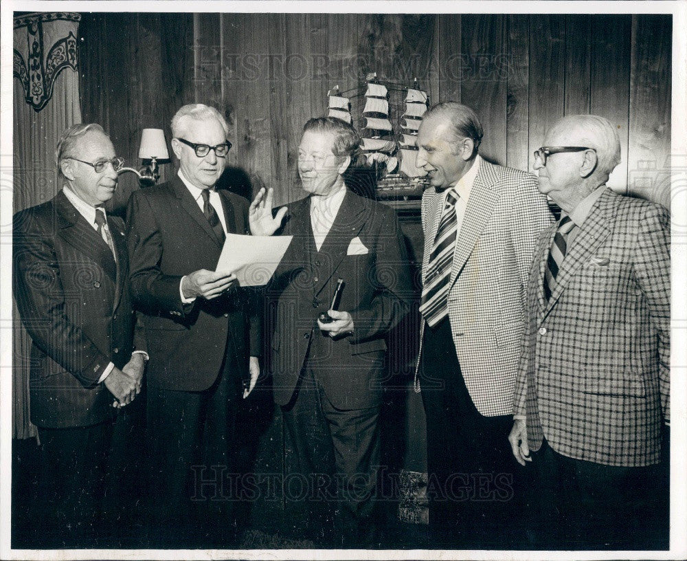 1972 St. Petersburg FL Mayor Herman Goldner Capital Natl Bank Board Press Photo - Historic Images