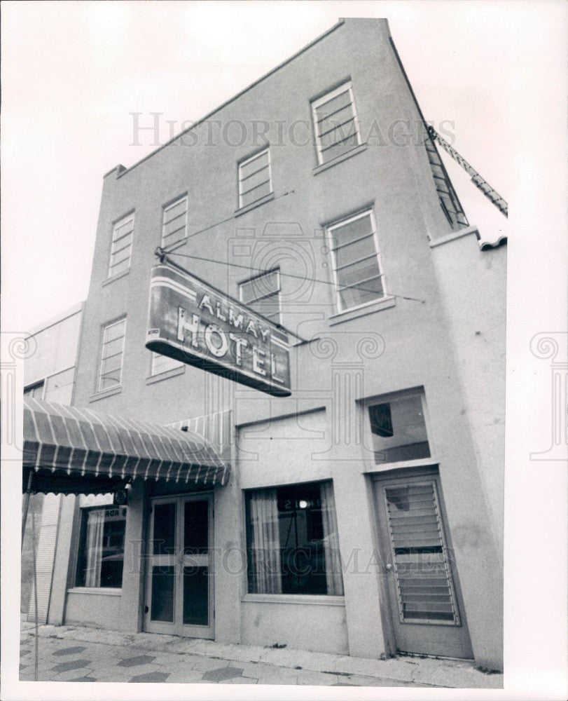 1973 St. Petersburg Florida Almay Hotel Press Photo - Historic Images