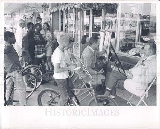 1966 St. Petersburg Florida Cartoonist Dick White & His Wife Pixie Press Photo - Historic Images