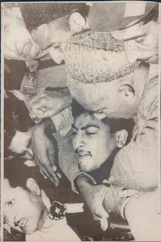 1968 Pakistan President Mohammad Ayub Khan Assassination Attempt Press Photo - Historic Images