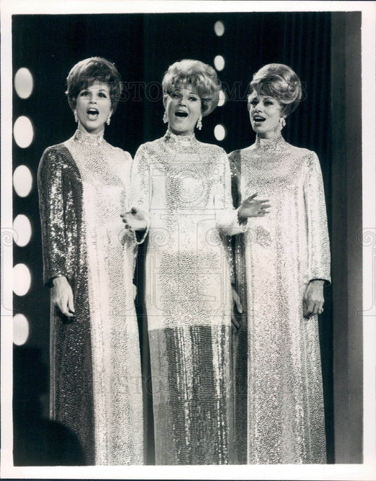 1968 American Music Group The McGuire Sisters Press Photo - Historic Images