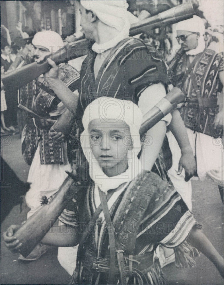 1968 Algeria Boy Soldier Press Photo - Historic Images