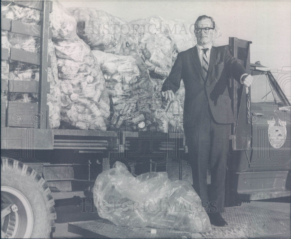 1970 Bowie Maryland Mayor Lee Green Recycle Press Photo - Historic Images