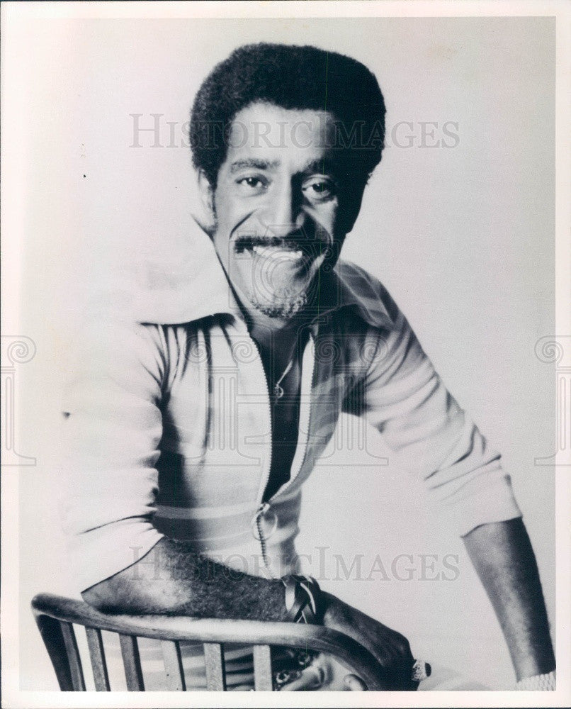 1972 American Entertainer/Dancer/Singer Sammy Davis Jr. Press Photo - Historic Images