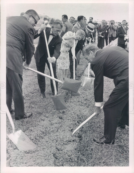 1963 St Petersburg Florida Bayfront Center Ground Breaking Press Photo - Historic Images