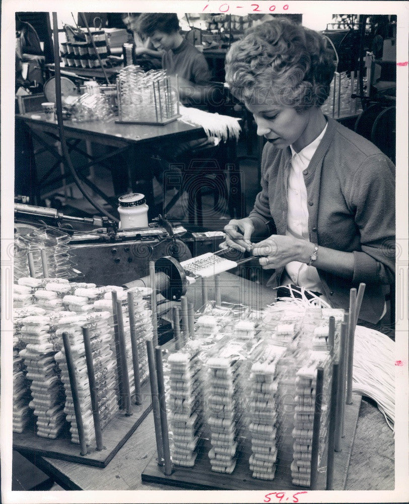 1964 Tarpon Springs Florida Diamond Braiding Company Press Photo - Historic Images