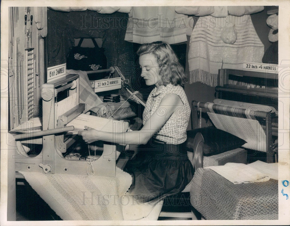 1954 Coddie Products Firm Loom Industrial Show Exhibit Press Photo - Historic Images