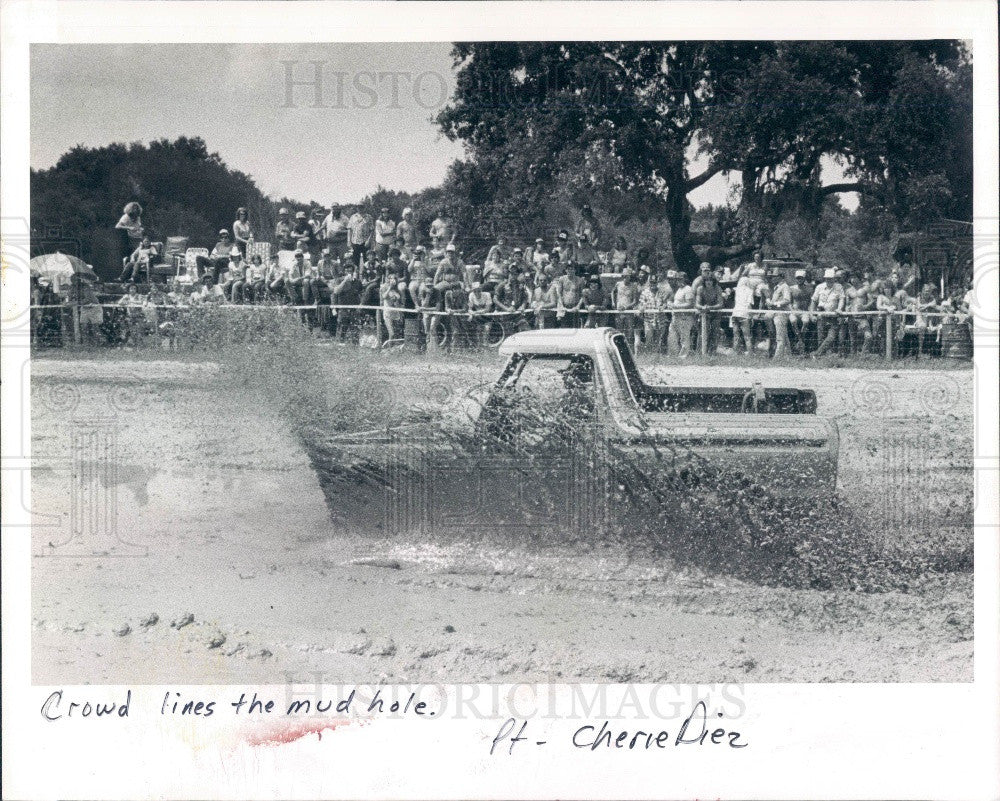 1982 Dade City Florida Tri-Community Mud Boggin Race Wanda Silas Press Photo - Historic Images