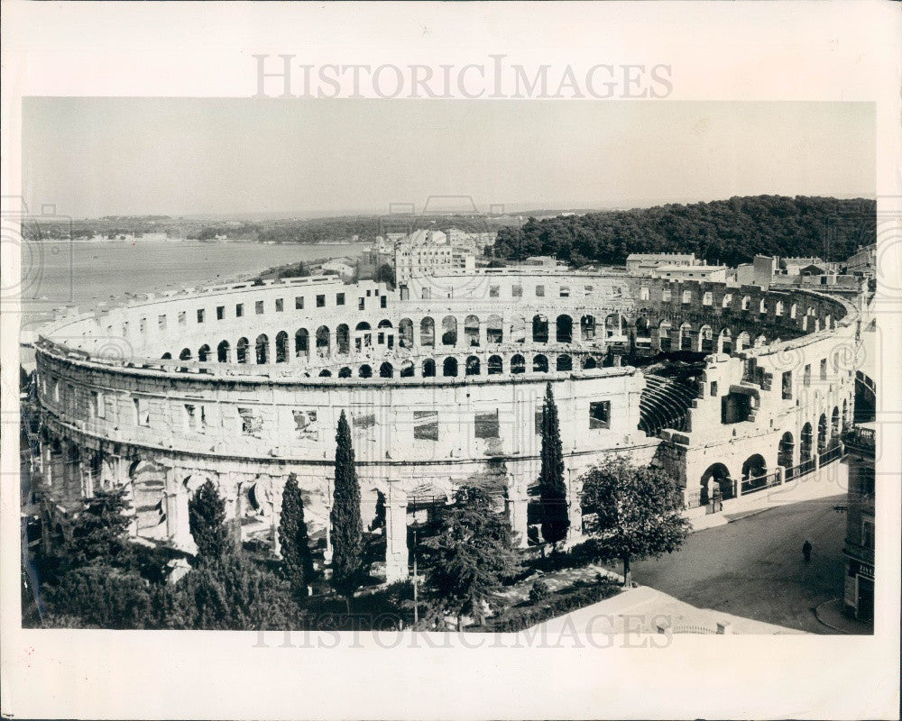 1964 Pula Yugoslavia Roman Ruins Press Photo - Historic Images