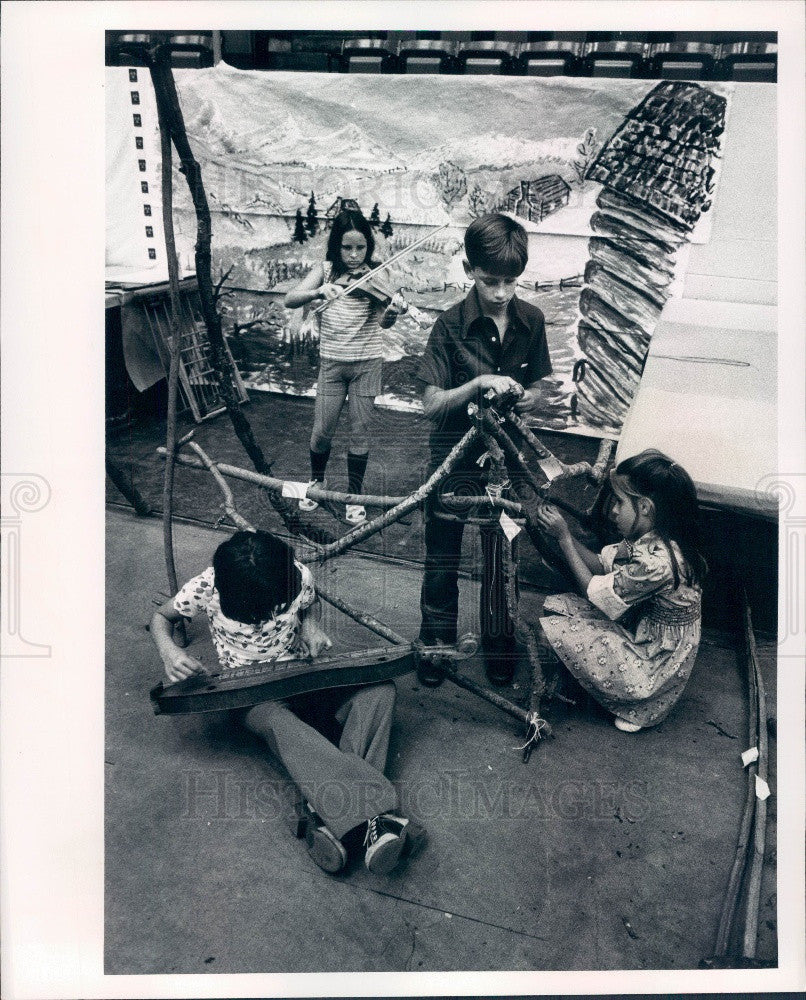 1975 St. Petersburg Florida Youth Flair Press Photo - Historic Images