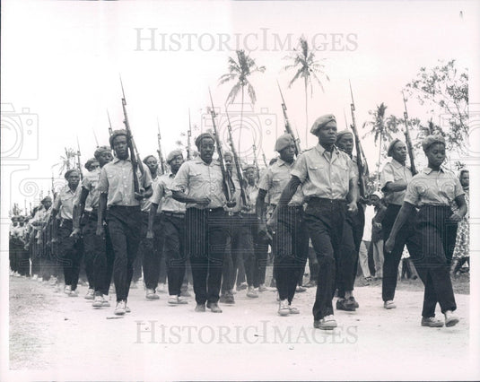 1966 East Africa Zanzibar People's Army Press Photo - Historic Images