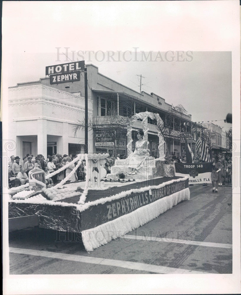 1967 Zephyrhills FL Founders Day Parade Chamber of Commerce Float Press Photo - Historic Images