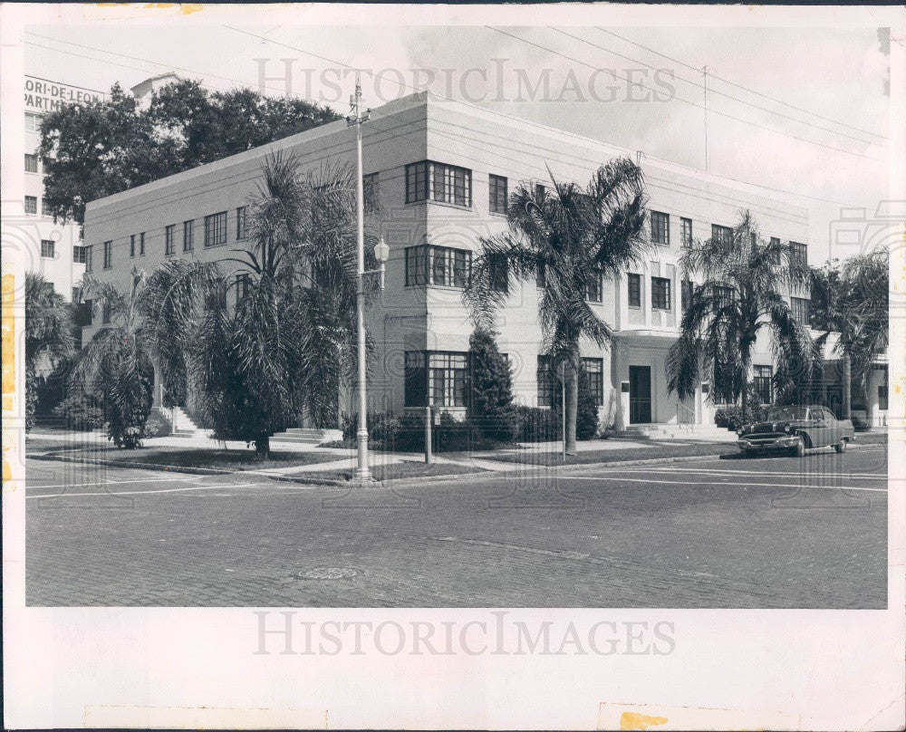 1959 St Petersburg Florida Carleve Hotel on 4th Avenue N/2nd Street Press Photo - Historic Images
