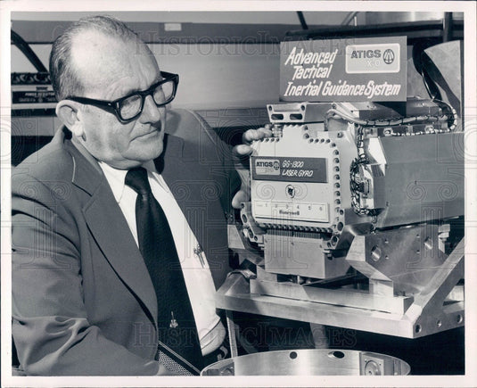 1974 Honeywell Aerospace Gyros Guidance System Press Photo - Historic Images