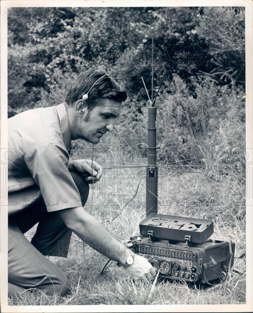 1970 Honeywell Aerospace Portable Navigation Satellite Locator Sys Press Photo - Historic Images